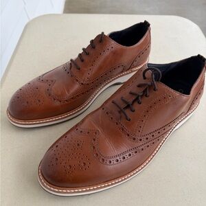 COLE HAAN Morris British Tan Leather Wingtip Oxford Men’s Size 10 Wide, EUC